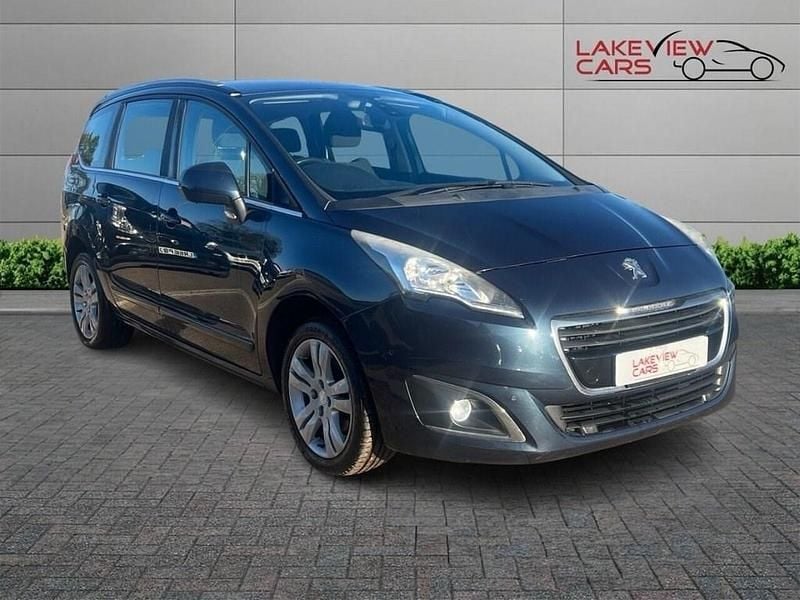 Blue Used 2016 Peugeot 5008 Active MPV | £5,945 (Fair price) - Image 1/4