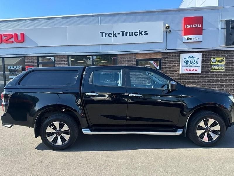 Black Used 2022 Isuzu D-Max Pickup | £17,995 (Super price) - Image 1/4