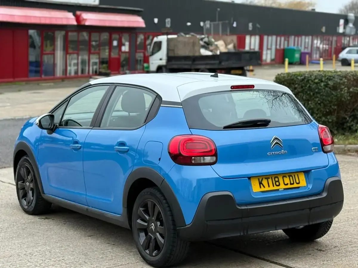 Used Citroën C3 Feel 82 HP (60 kW) 2018 Blue Hatchback