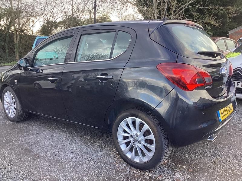 Second-hand Vauxhall Corsa 2015 Negru Hatchback