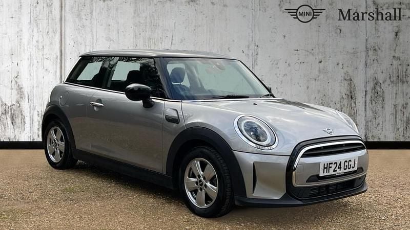 Used Mini Cooper Classic 136 HP (100 kW) 2024 Melting silver iii Hatchback