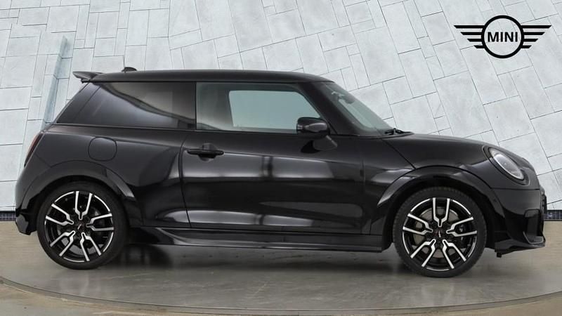 Gebraucht Mini Cooper S Hatch 201 PS (147 kW) 2024 Schwarz Kleinwagen