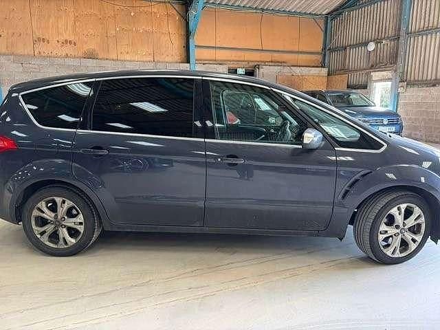 Używany Ford S-MAX Titanium 2010 Szary Minivan