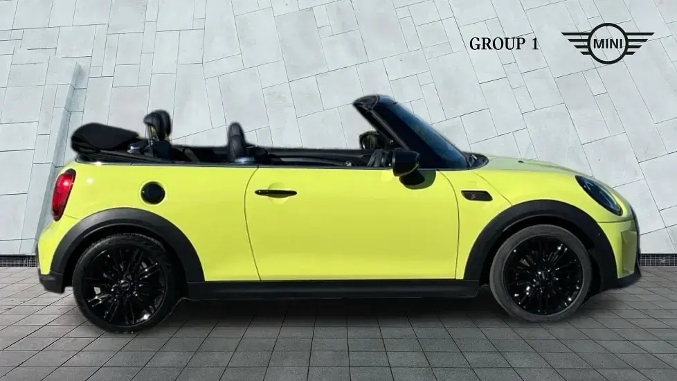 Usado Mini Cooper S Exclusive 176 HP (129 kW) 2023 Amarelo Citadino