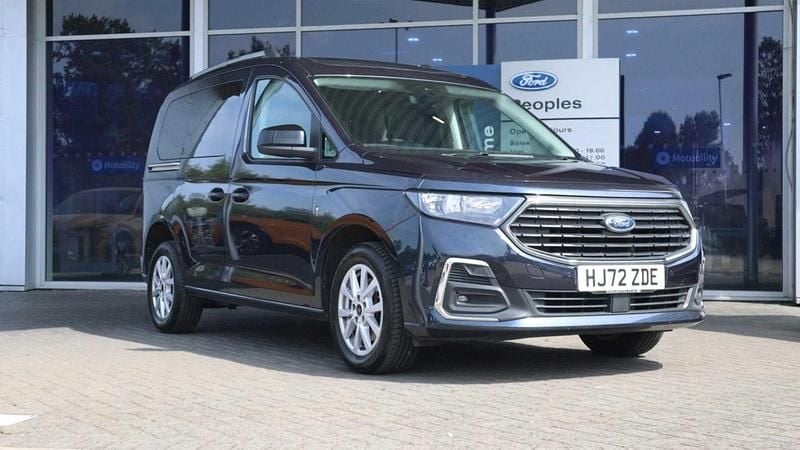 Used 2022 Ford Tourneo Titanium Estate | £18,996 (Super price) - Image 1/3