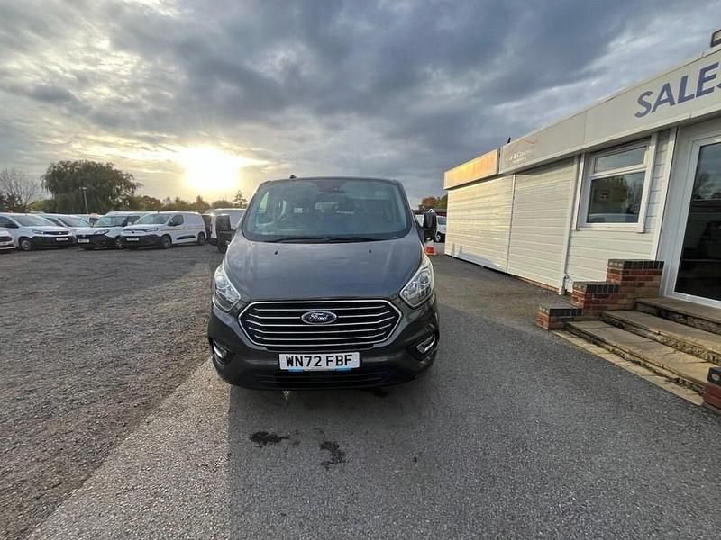 Used Ford Tourneo Custom Titanium 130 HP (95 kW) 2022 Grey Van