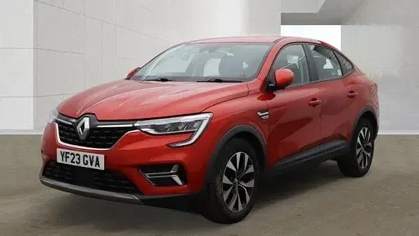 Used Renault Arkana Evolution 2023 Red SUV