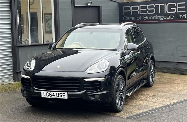 Jet black metallic with luxor beige leather Used 2014 Porsche Cayenne SUV | £21,950 (Fair price) - Image 1/1