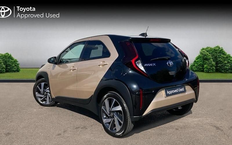 Used Toyota Aygo X 72 HP (52 kW) 2025 SUV