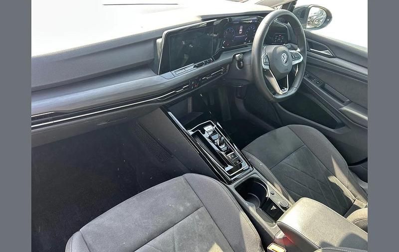 Used VW Golf VIII Style 147 HP (108 kW) 2022 Grey Hatchback