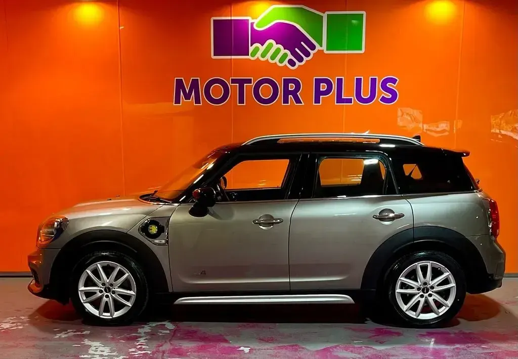 Used Mini Cooper Countryman Sport 224 HP (164 kW) 2019 Silver SUV