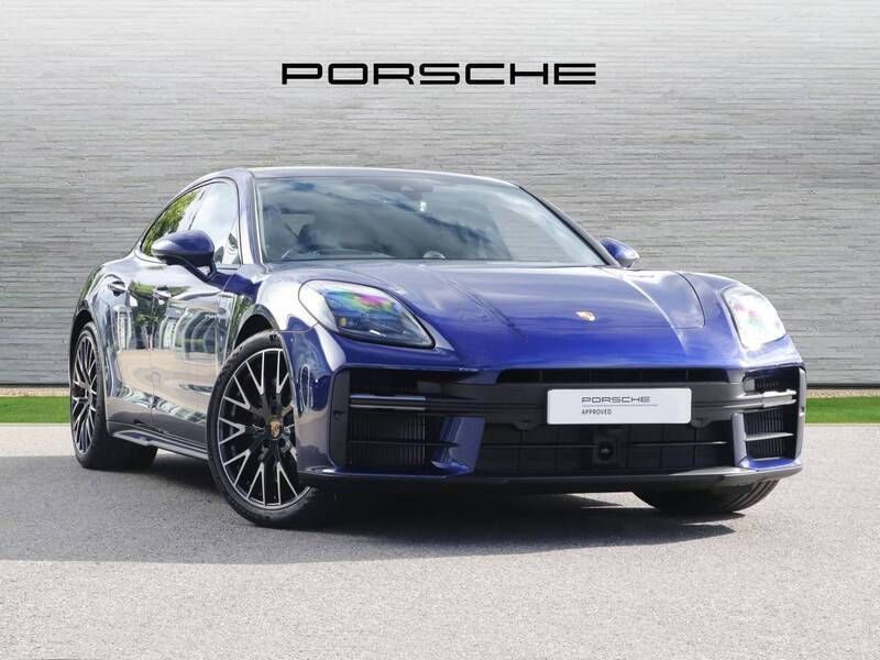 Gentian blue metallic New 2025 Porsche Panamera 4S Sedan | £128,990 - Image 1/4