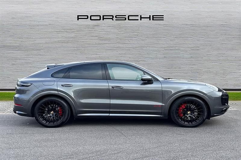 Used Porsche Cayenne GTS 460 HP (338 kW) 2023 Quartzite grey SUV