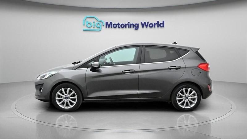 Used Ford Fiesta Titanium 95 HP (69 kW) 2020 Grey Hatchback