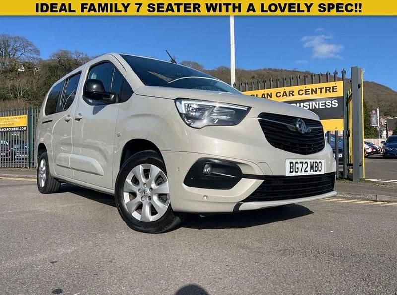 Used Vauxhall Combo S 100 HP (73 kW) 2022 Grey MPV
