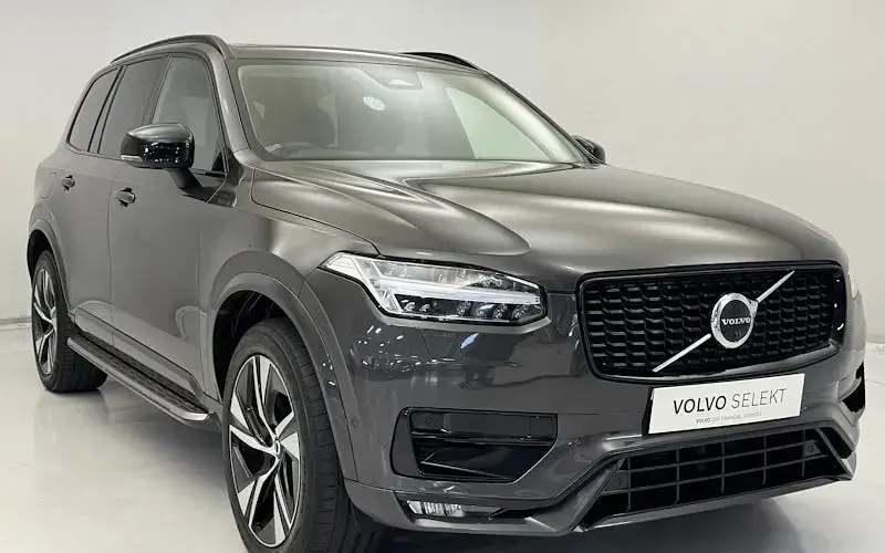Used Volvo XC90 Plus 235 HP (172 kW) 2023 SUV