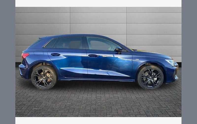 Used Audi A3 e-tron Black Edition 204 HP (150 kW) 2025 Blue Hatchback