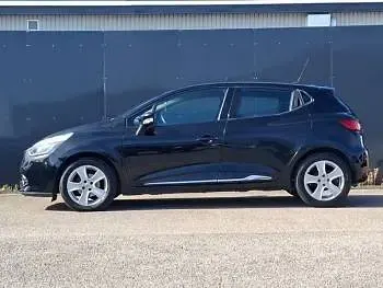 Used Renault Clio Dynamique 75 HP (55 kW) 2014 Black Hatchback