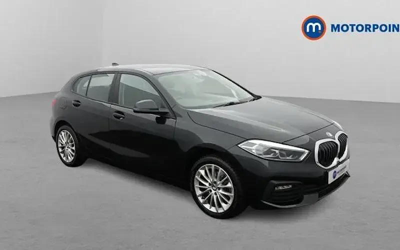 Used BMW 118 Comfort Edition 136 HP (100 kW) 2024 Hatchback