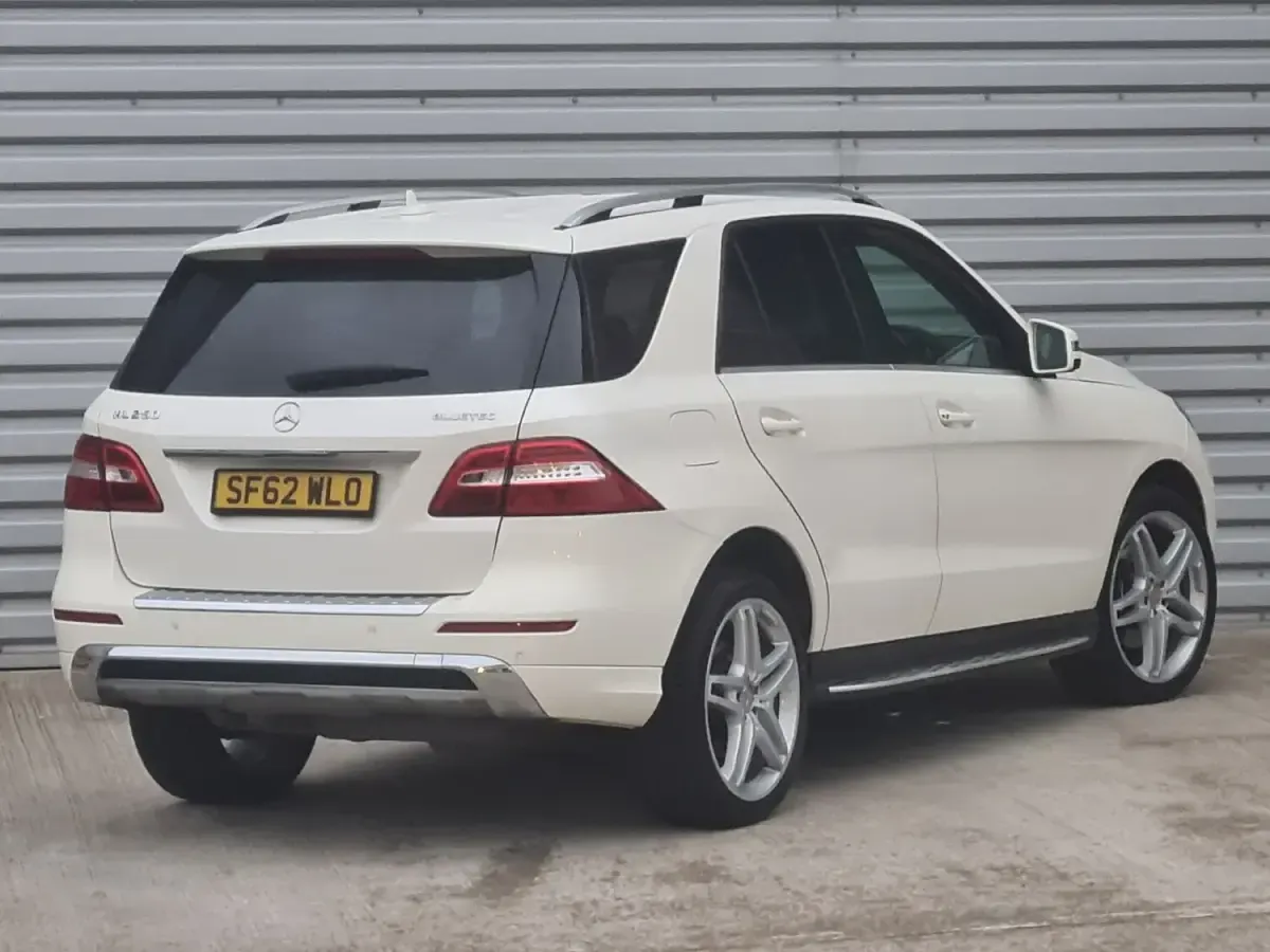 Used Mercedes ML250 204 HP (150 kW) 2012 White SUV