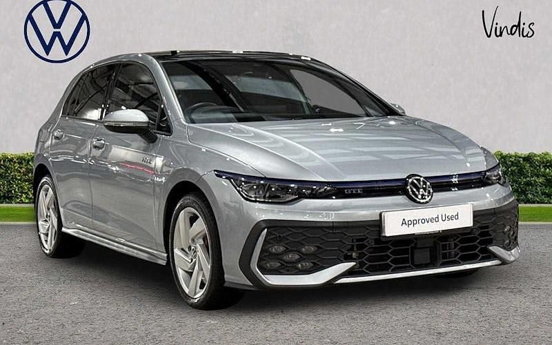Silver Used 2025 VW Golf VIII GTE Hatchback | £28,900 (Fair price) - Image 1/4