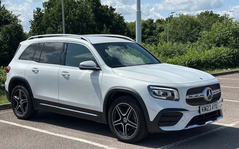 White Used 2023 Mercedes GLB200 Executive SUV | £27,990 (Good price) - Image 1/4
