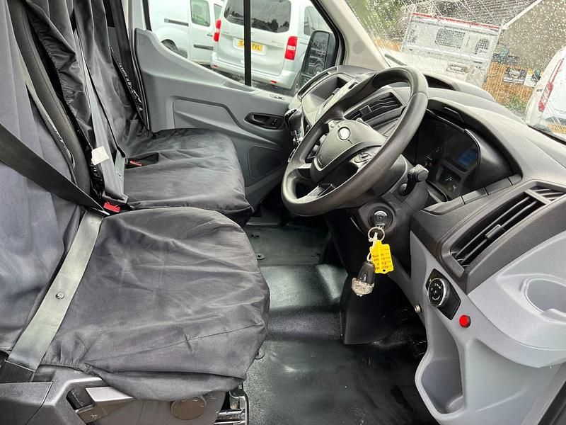 Used Ford Transit 125 HP (91 kW) 2016 White Cabriolet