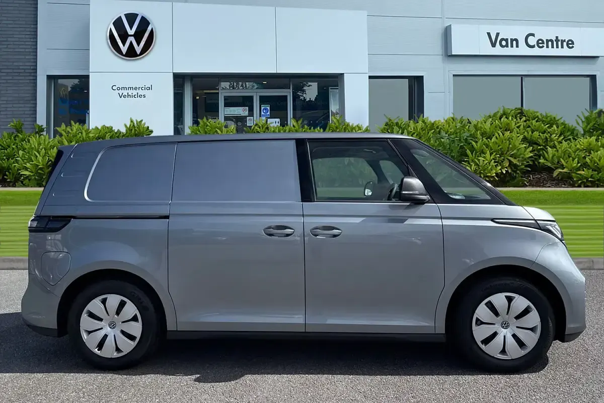 New VW ID. Buzz 210 kW (286 HP) 2026 Silver MPV