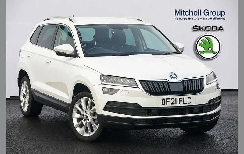 Candy white Used 2021 Skoda Karoq SE L SUV | £17,995 (Fair price) - Image 1/4