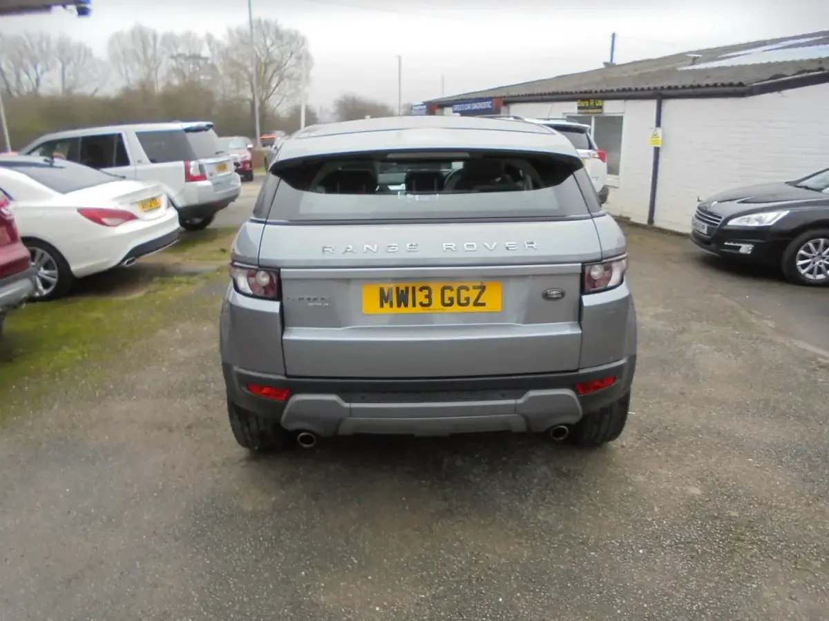 Używany Land Rover Range Rover evoque Pure 150 KM (110 kW) 2013 Szary Kombi
