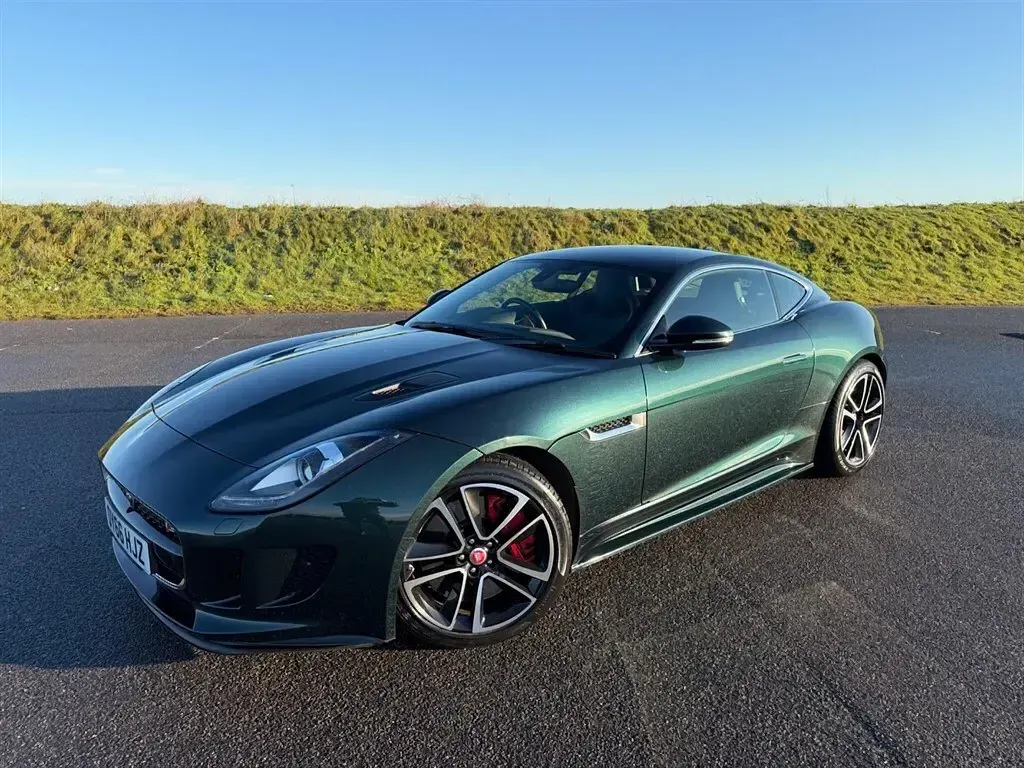 Used Jaguar F-Type Supercharged 380 HP (279 kW) 2016 Green Coupe