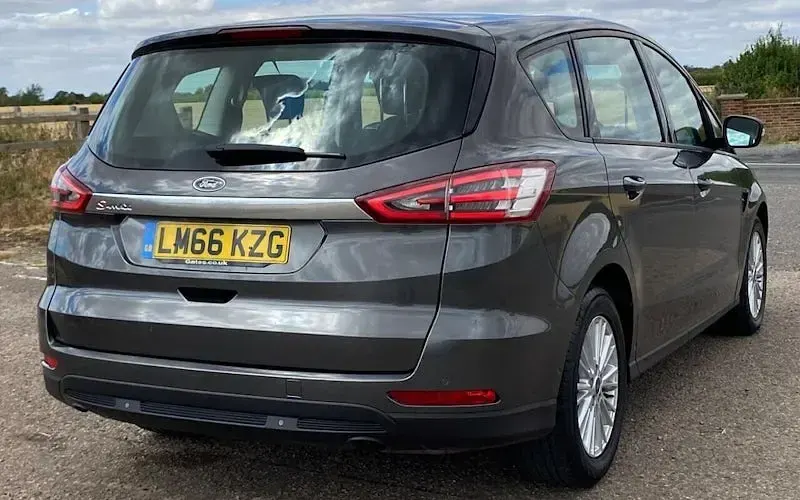 Used Ford S-MAX Zetec 150 HP (110 kW) 2016 Grey MPV