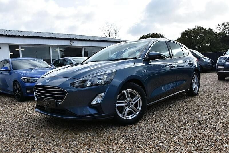 Used Ford Focus Zetec 125 HP (91 kW) 2019 Blue Hatchback