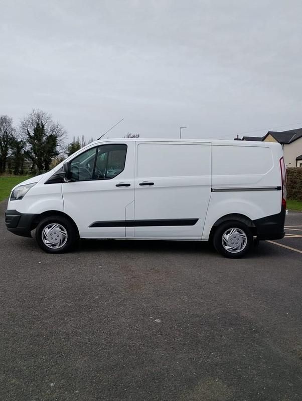 Used Ford Transit Custom 100 HP (73 kW) 2015 White Van