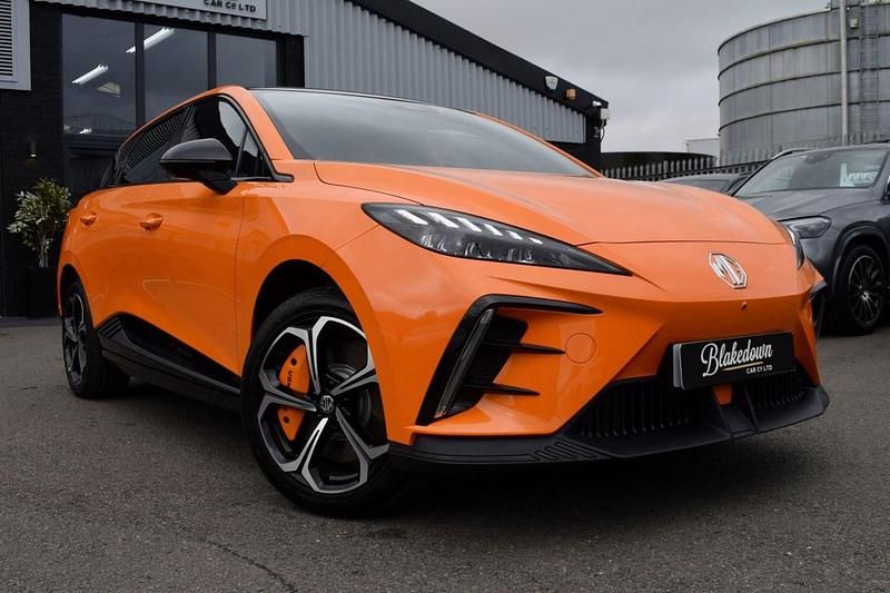 Used MG MG4 EV 63 kW (87 HP) 2025 Orange Hatchback