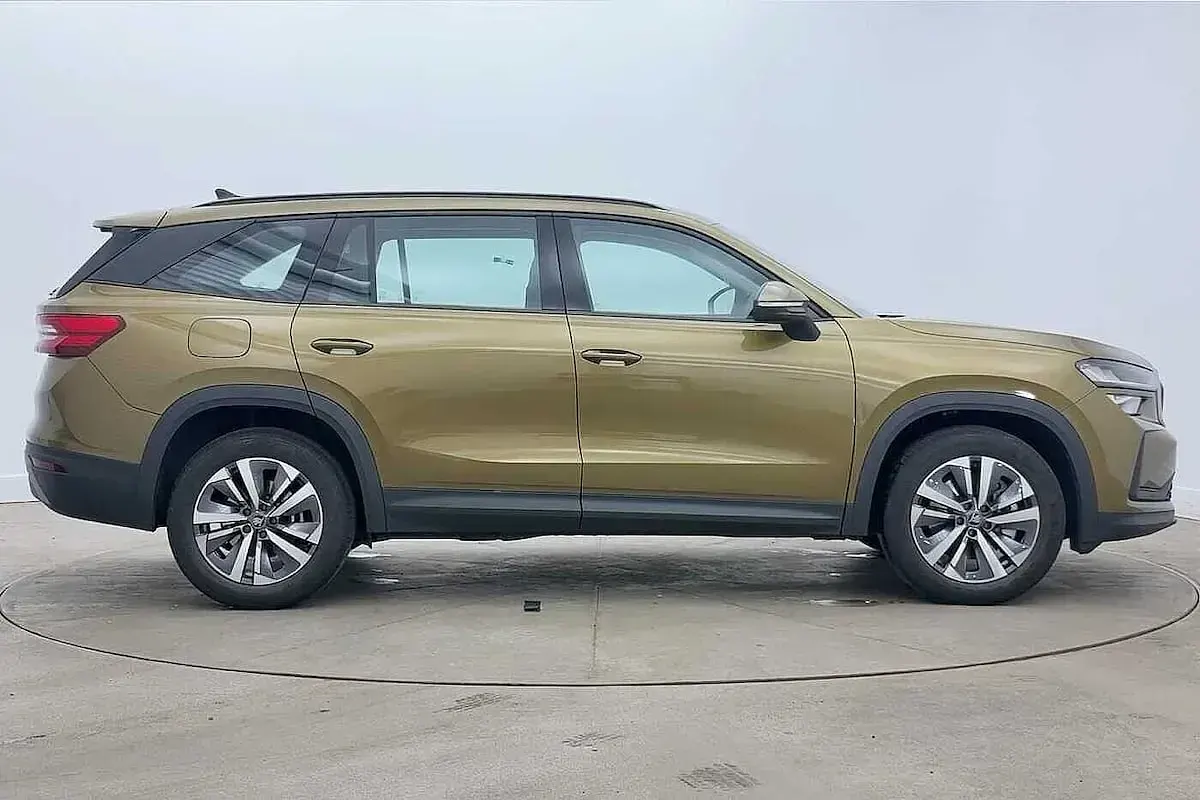 Used Skoda Kodiaq SE 110 HP (80 kW) 2026 Bronx gold metallic SUV