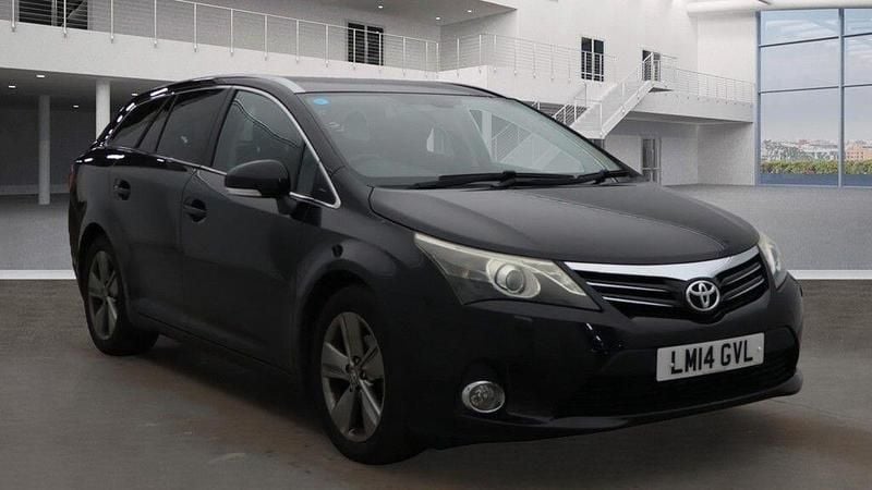 Black Used 2014 Toyota Avensis Estate | £4,695 (Good price) - Image 1/4