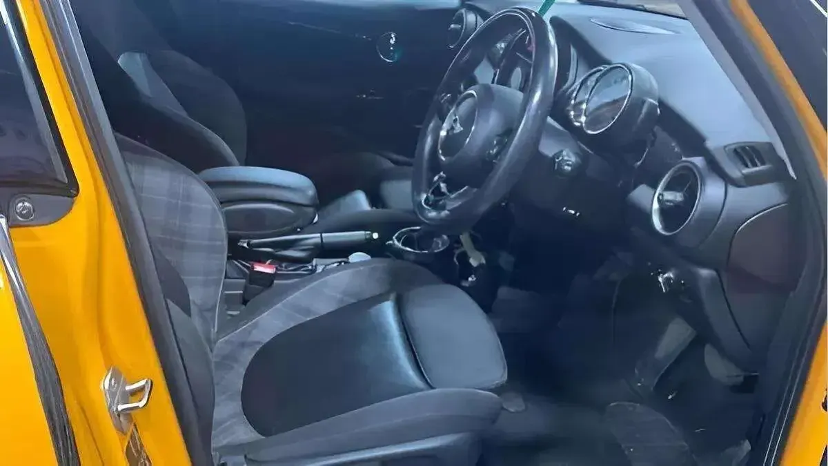 Usado Mini Cooper S Hatch 192 HP (141 kW) 2015 Laranja Citadino