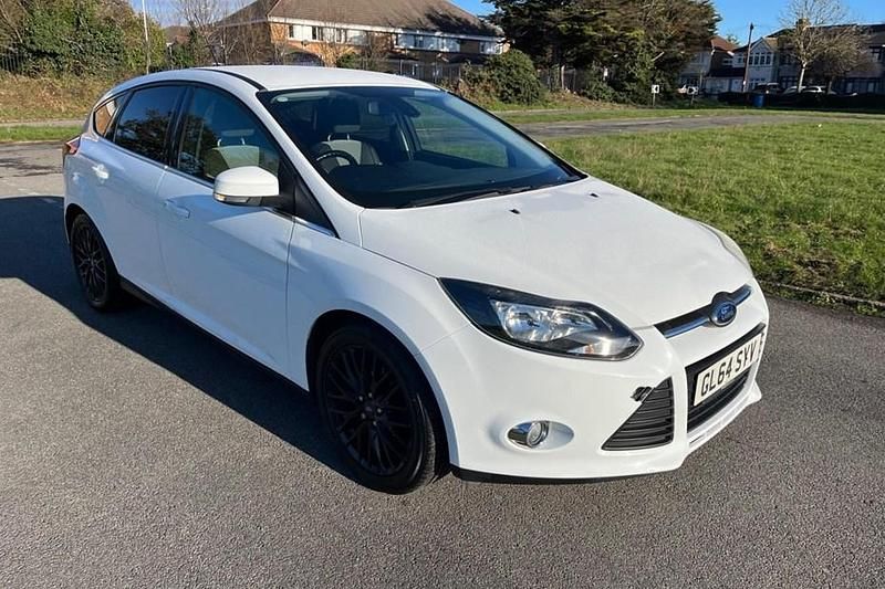 White Used 2014 Ford Focus Zetec Hatchback | £3,995 (Fair price) - Image 1/1