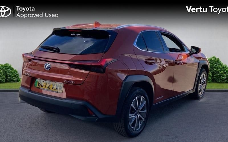 Used Lexus UX 150 kW (204 HP) 2022 SUV