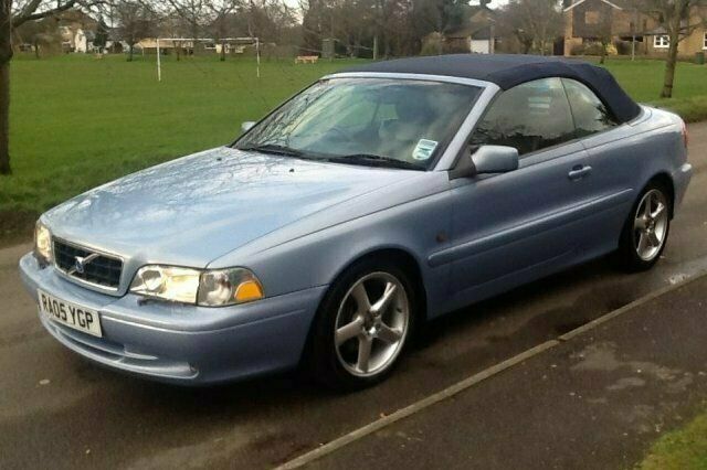Used 2005 Volvo C70 Cabriolet | £4,495 (Expensive) - Image 1/4