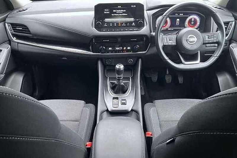 Image 3/4