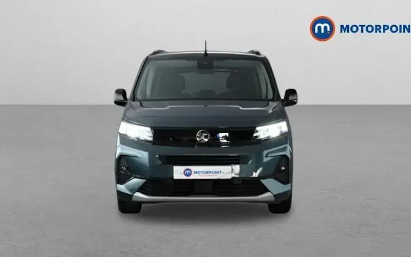 Used Vauxhall Combo Ultimate 100 kW (136 HP) 2026 MPV