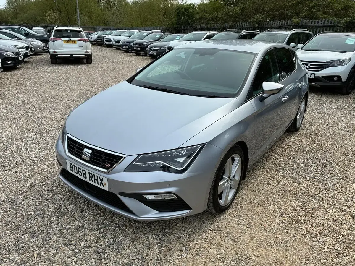 Used Seat Leon FR 130 HP (95 kW) 2018 Silver Hatchback