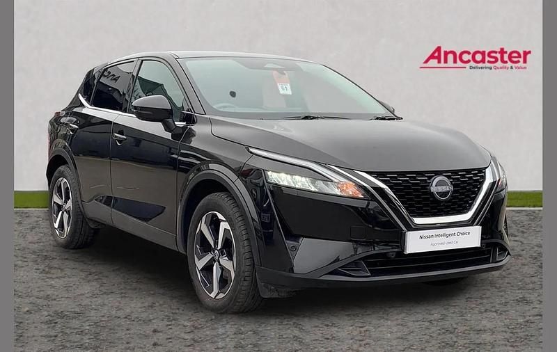 Used Nissan Qashqai N-Connecta 138 HP (101 kW) 2022 Black SUV