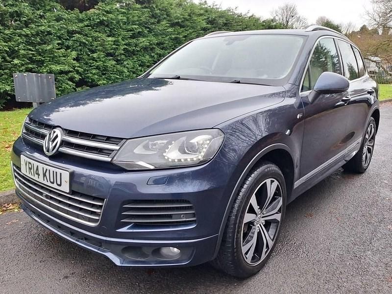 Blue Used 2014 VW Touareg R-line SUV | £7,995 (Fair price) - Image 1/4