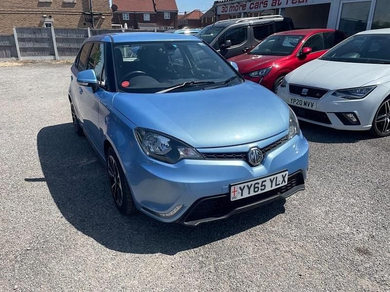 Blue Used 2016 MG MG3 Hatchback | £5,000 (Fair price) - Image 1/4