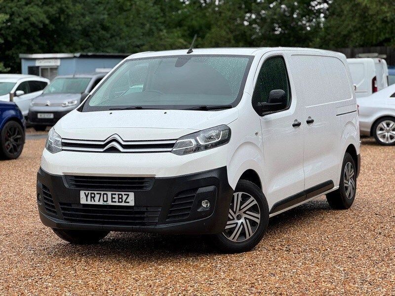 White Used 2020 Citroën Dispatch MPV | £8,444 (Good price) - Image 1/3
