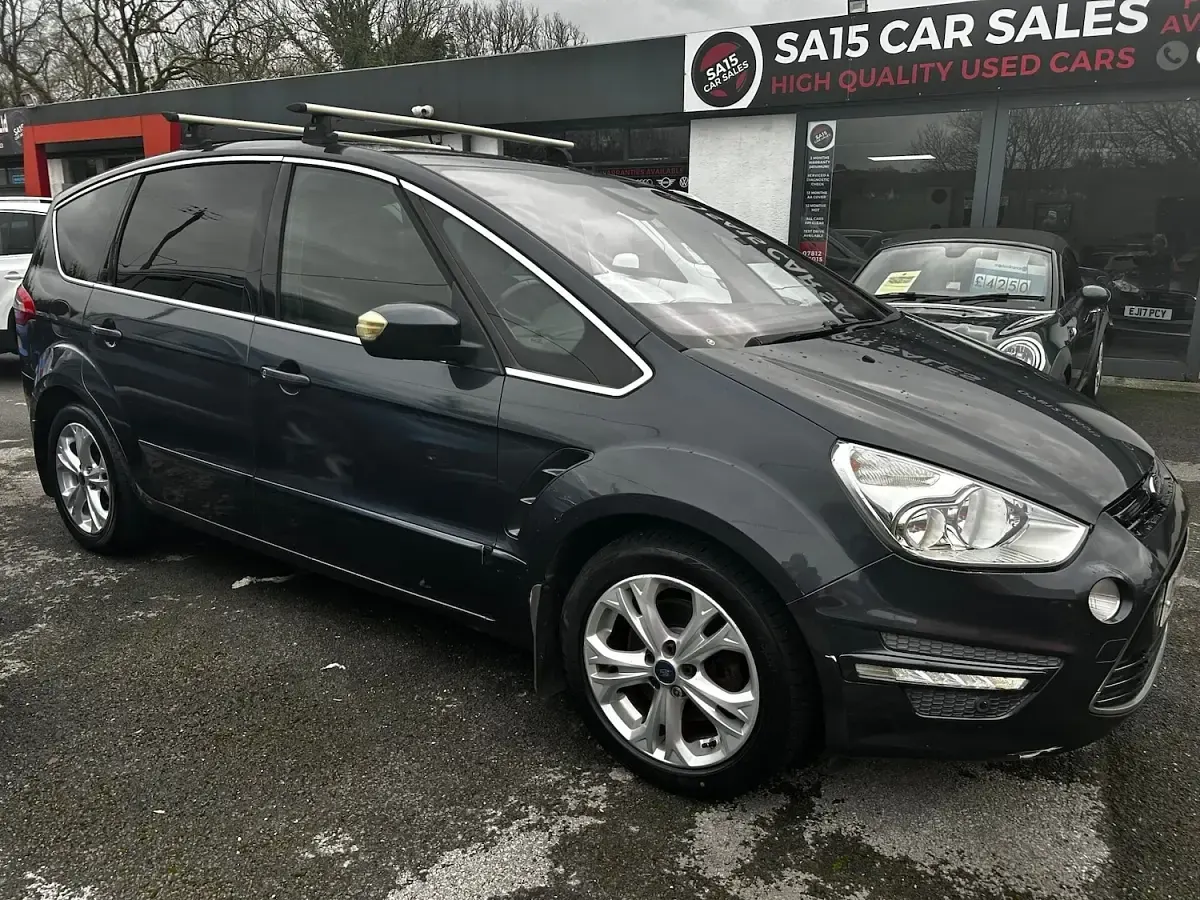 Used Ford S-MAX Titanium 140 HP (102 kW) 2010 Grey MPV