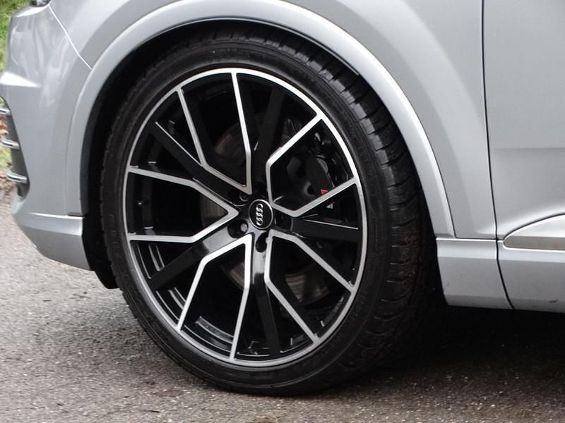 Used Audi SQ7 Exclusive 435 HP (319 kW) 2018 Silver SUV